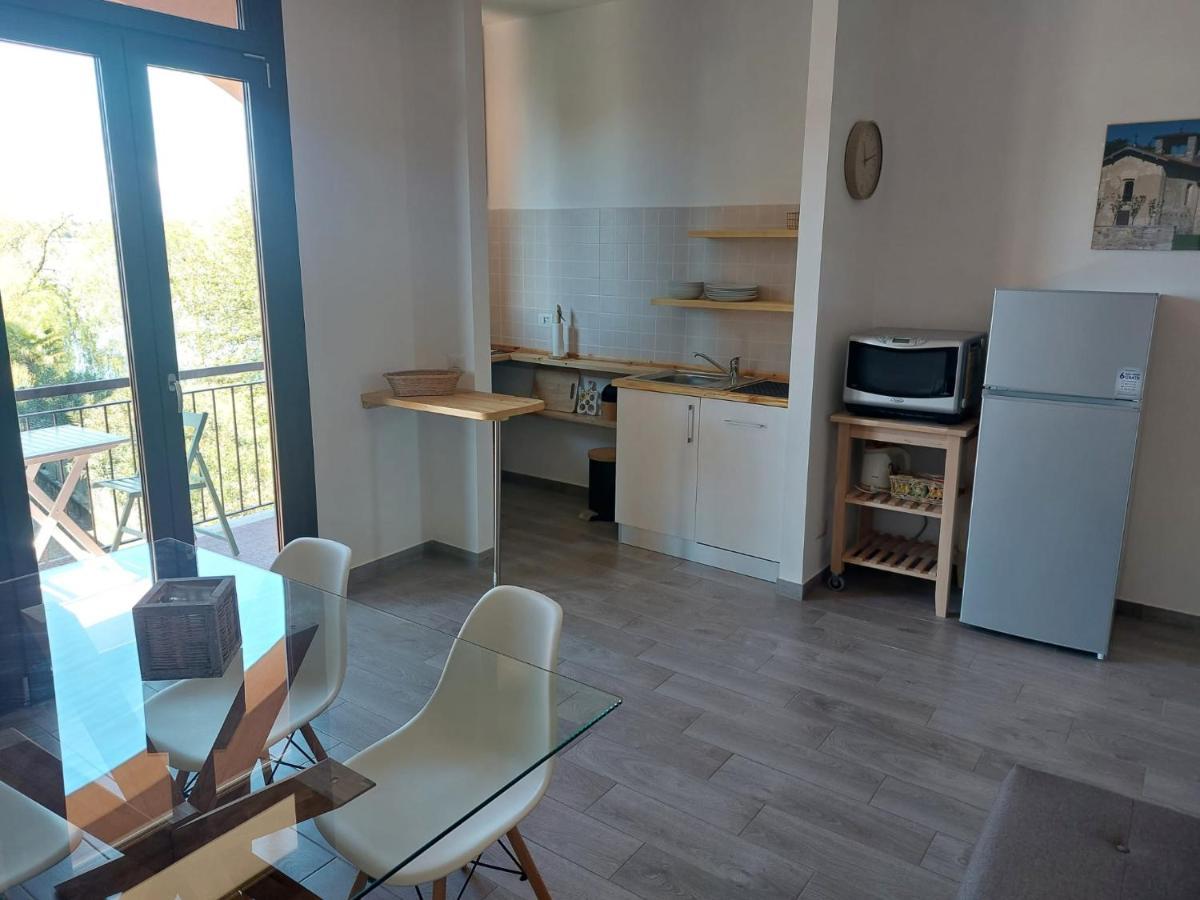Appartamento Miralago Con Giardino Sul Lago Gavirate Exterior photo