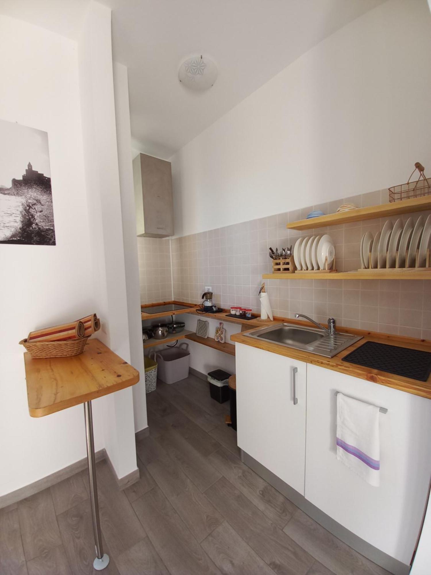 Appartamento Miralago Con Giardino Sul Lago Gavirate Exterior photo